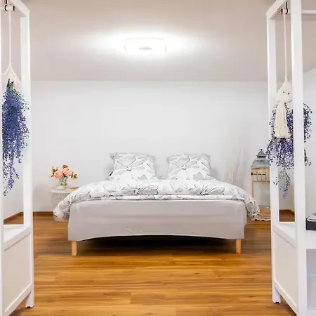 דירה Thunersee Retreat תון