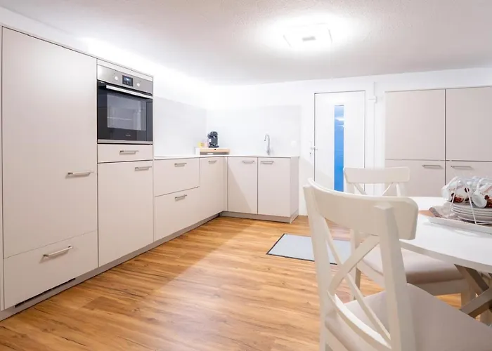 Thunersee Retreat アパート トゥーン